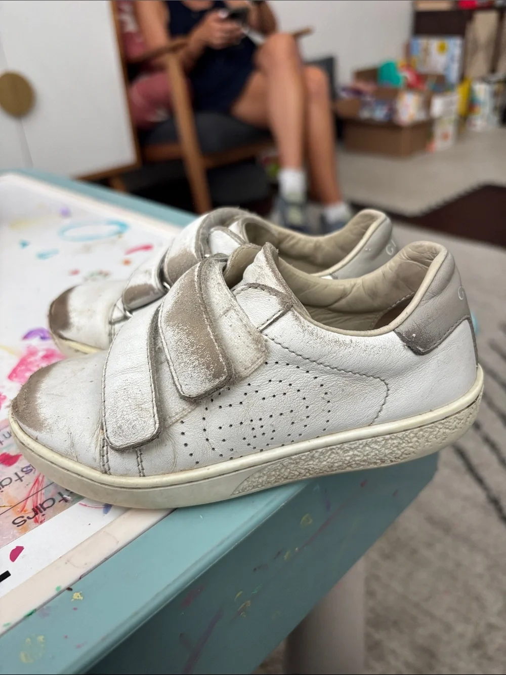 Gucci Kids White and Gray Leather Sneakers